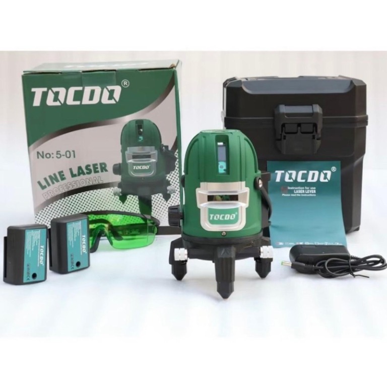 Máy cân bằng laser TOCDO 5 tia màu xanh kèm hai pin, sạc, kính laser và hộp đựng theo ảnh sản phẩm